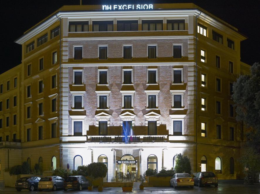 Hotel NH Siena Exterior foto